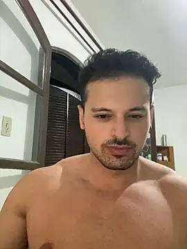 Snapshot of Lucasfit24 chatting on 03-09-25, 11:35 Lucasfit24 online show from 03-09-25, 11:35