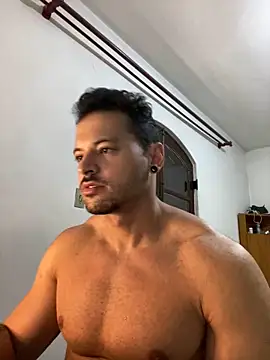 Snapshot of Lucasfit24 chatting on 03-14-25, 11:56 Lucasfit24 online show from 03-14-25, 11:56