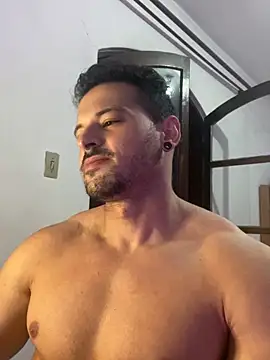 Snapshot of Lucasfit24 chatting on 03-16-25, 11:57 Lucasfit24 online show from 03-16-25, 11:57