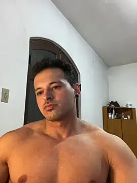 Snapshot of Lucasfit24 chatting on 03-20-25, 11:34 Lucasfit24 online show from 03-20-25, 11:34