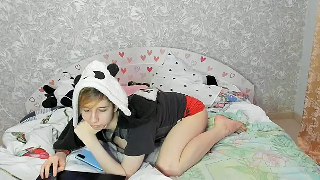 Snapshot of Timothy_Fox chatting on 02-27-25, 04:09 Timothy Fox online show from 02-27-25, 04:09