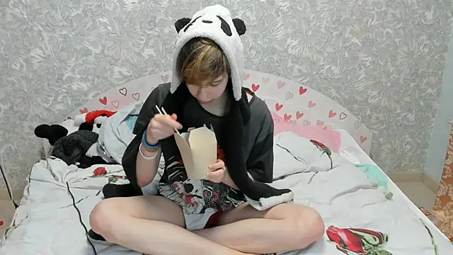 Snapshot of Timothy_Fox chatting on 03-03-25, 03:19 Timothy Fox online show from 03-03-25, 03:19