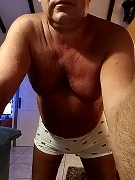 Snapshot of MountJohnXL chatting on 03-06-25, 12:54 MountJohnXL online show from 03-06-25, 12:54