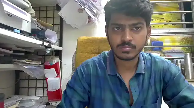 cute modell online show from 03-21-25, 12:17