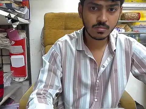 cute modell online show from 09-29-25, 12:21