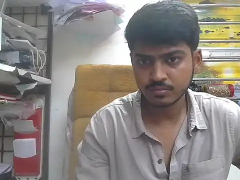 cute modell online show from 05-18-26, 01:17