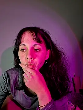 w4xxita online show from 05-12-26, 02:41