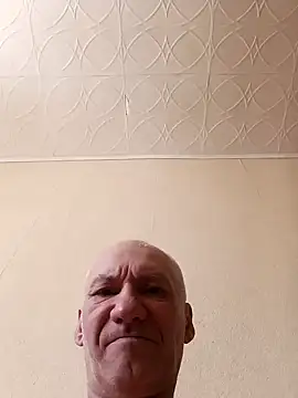 Snapshot of LoverCoupxl chatting on 01-25-25, 07:06 LoverCoupxl online show from 01-25-25, 07:06