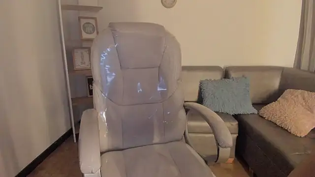 Renaxi Smith online show from 03-02-25, 10:38