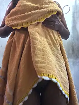 PretinhaOfc online show from 12-19-25, 06:37