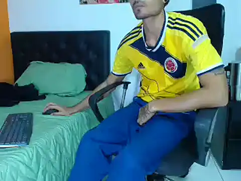 KIM DUVANG online show from 02-19-25, 08:01