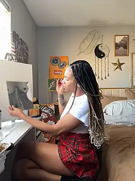 Snapshot of goddesskash chatting on 02-19-25, 07:27 goddesskash online show from 02-19-25, 07:27