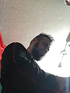 Snapshot of leonardohot1987 chatting on 01-21-25, 05:16 leonardohot1987 online show from 01-21-25, 05:16