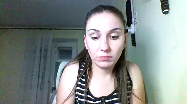Snapshot of Yuliia30 chatting on 01-12-25, 05:54 Yuliia30 online show from 01-12-25, 05:54