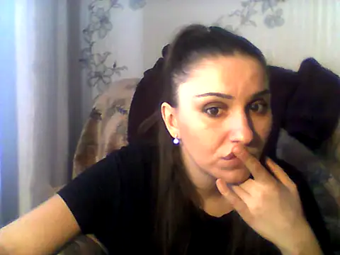 Snapshot of Yuliia30 chatting on 02-21-25, 12:17 Yuliia30 online show from 02-21-25, 12:17