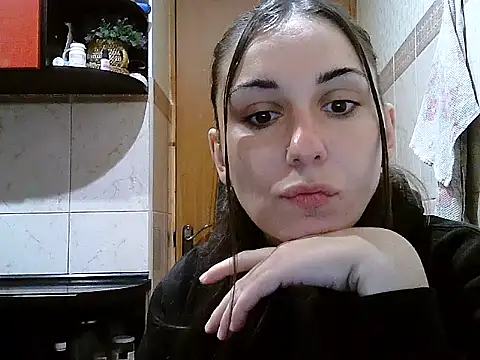 Snapshot of Yuliia30 chatting on 10-04-25, 02:59 Yuliia30 online show from 10-04-25, 02:59