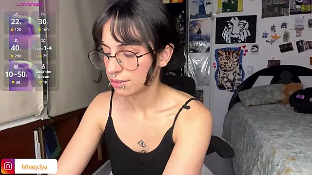 B0nnie H0ney online show from 06-27-26, 01:54
