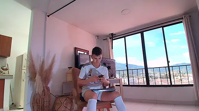 orlando yate online show from 09-14-25, 08:52