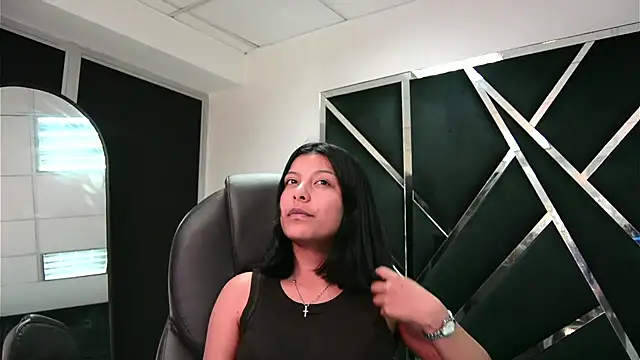 Salmaportman69 online show from 11-03-25, 12:46