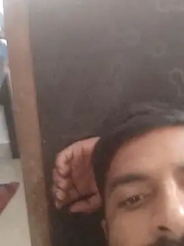 Snapshot of gawwalibhabhi_24 chatting on 10-30-25, 09:33 gawwalibhabhi 24 online show from 10-30-25, 09:33