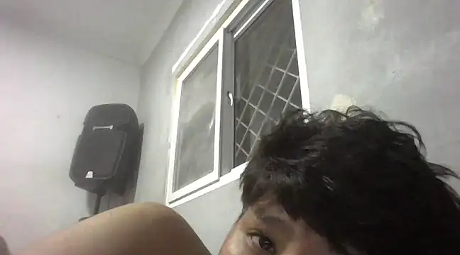 Snapshot of it0z_klk chatting on 01-22-25, 02:15 it0z klk online show from 01-22-25, 02:15