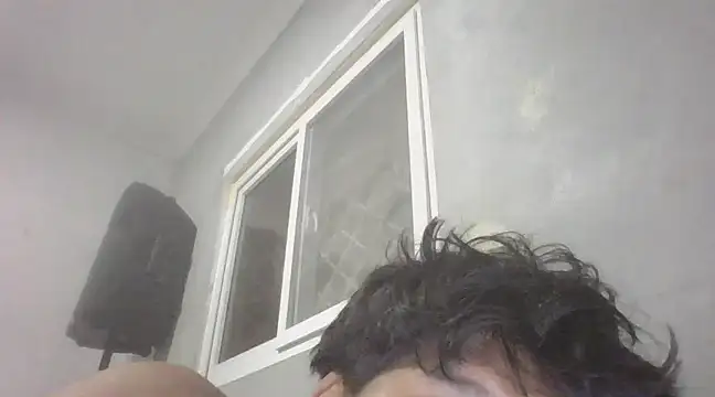 Snapshot of it0z_klk chatting on 02-11-25, 03:29 it0z klk online show from 02-11-25, 03:29