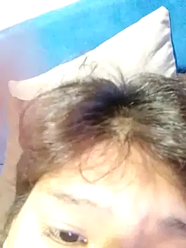 Snapshot of it0z_klk chatting on 03-23-25, 05:21 it0z klk online show from 03-23-25, 05:21