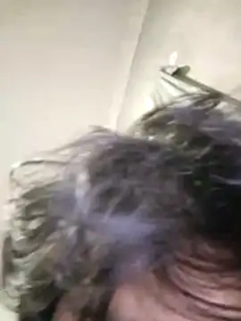 Snapshot of it0z_klk chatting on 03-26-26, 04:40 it0z klk online show from 03-26-26, 04:40