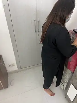 Miss-Jasmine online show from 03-03-25, 05:50