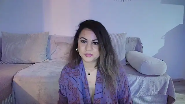 Snapshot of VixenVibesX chatting on 03-13-25, 08:54 VixenVibesX online show from 03-13-25, 08:54