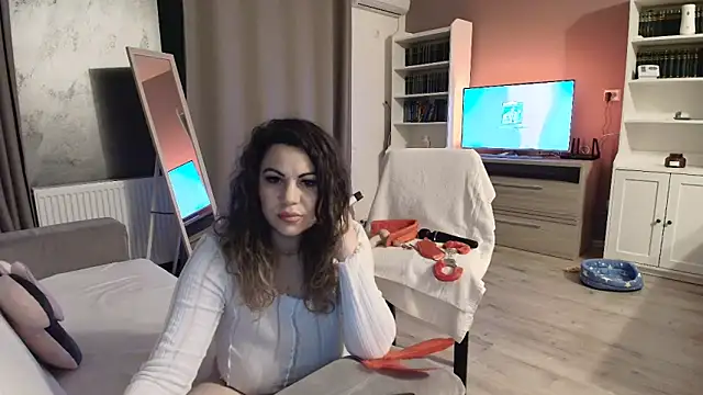 Snapshot of VixenVibesX chatting on 03-16-25, 06:44 VixenVibesX online show from 03-16-25, 06:44