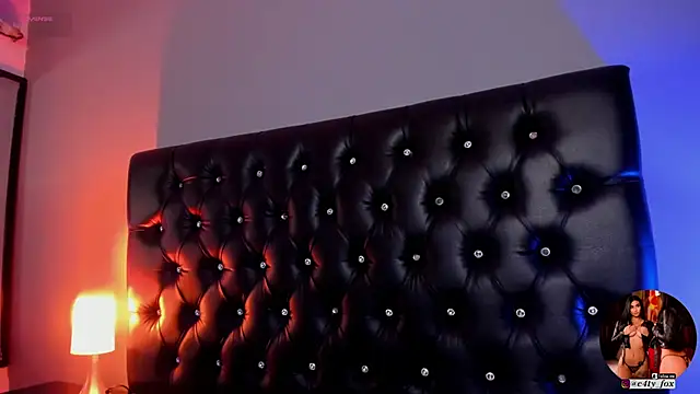 Catty Foxx online show from 02-26-25, 02:03