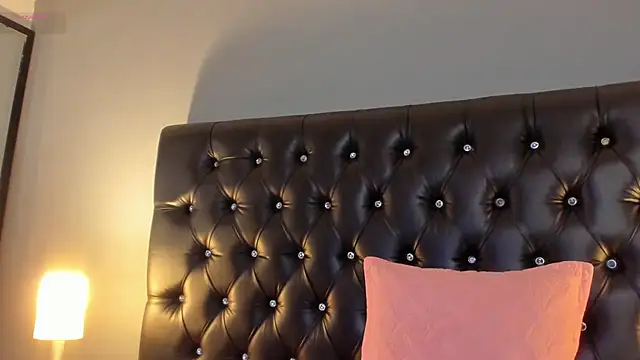 Catty Foxx online show from 03-13-25, 05:39