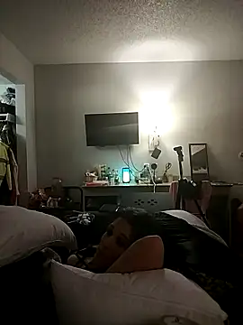 Snapshot of AQuickPhyx chatting on 02-23-25, 04:46 AQuickPhyx online show from 02-23-25, 04:46