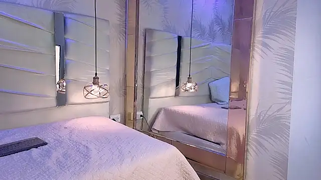 CatarinaMayer  online show from 11-23-25, 09:58