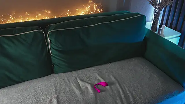 milasmiu online show from 02-18-25, 07:09