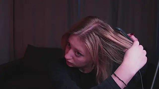 milasmiu online show from 11-27-25, 04:03