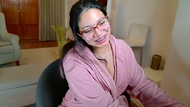 Snapshot of SelenaBlumX chatting on 01-21-25, 09:15 SelenaBlumX online show from 01-21-25, 09:15