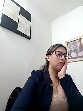 CHARLOTTE 1711 online show from 01-25-25, 12:06