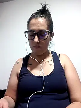 CHARLOTTE 1711 online show from 11-08-25, 04:12