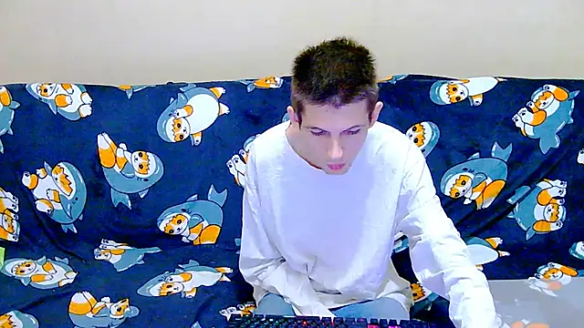 Snapshot of Lester_Broo chatting on 12-21-25, 05:53 Lester Broo online show from 12-21-25, 05:53