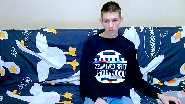 Snapshot of Lester_Broo chatting on 01-12-26, 05:45 Lester Broo online show from 01-12-26, 05:45