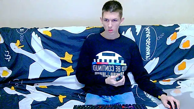 Snapshot of Lester_Broo chatting on 01-13-26, 07:24 Lester Broo online show from 01-13-26, 07:24