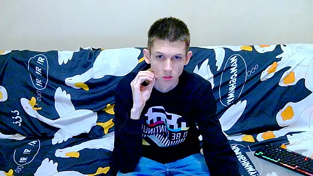 Snapshot of Lester_Broo chatting on 01-15-26, 09:40 Lester Broo online show from 01-15-26, 09:40