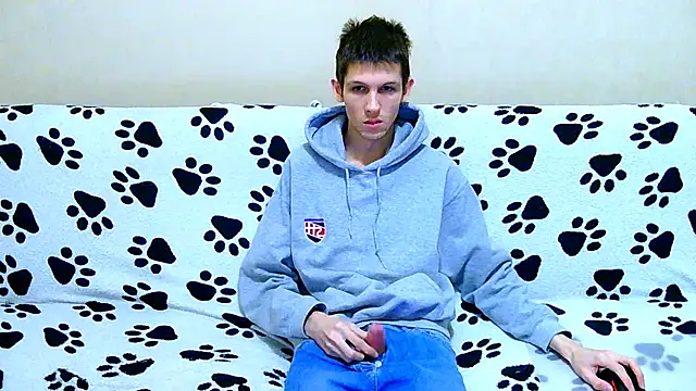 Snapshot of Lester_Broo chatting on 02-22-26, 02:26 Lester Broo online show from 02-22-26, 02:26