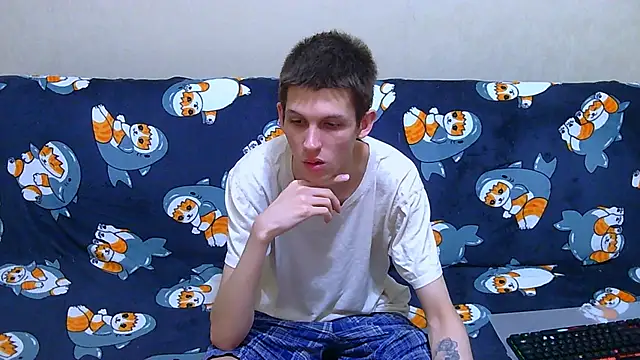 Lester Broo online show from 05-30-26, 01:46