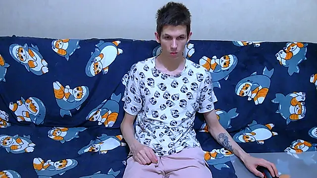 Lester Broo online show from 06-12-26, 03:05