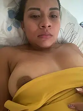 Snapshot of Yessica_832 chatting on 02-23-25, 06:34 Yessica 832 online show from 02-23-25, 06:34