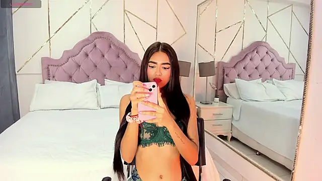 BellaaStorm online show from 03-12-25, 01:51