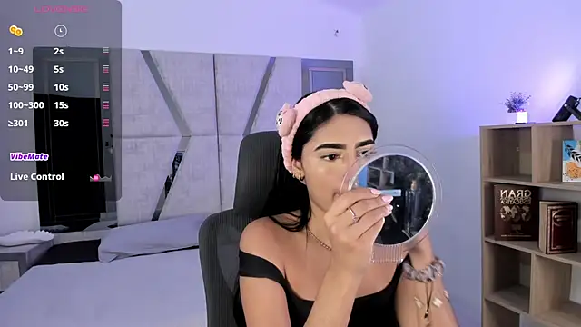 BellaaStorm online show from 09-16-25, 01:34